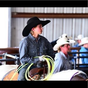 Meet your Posher, Hunter